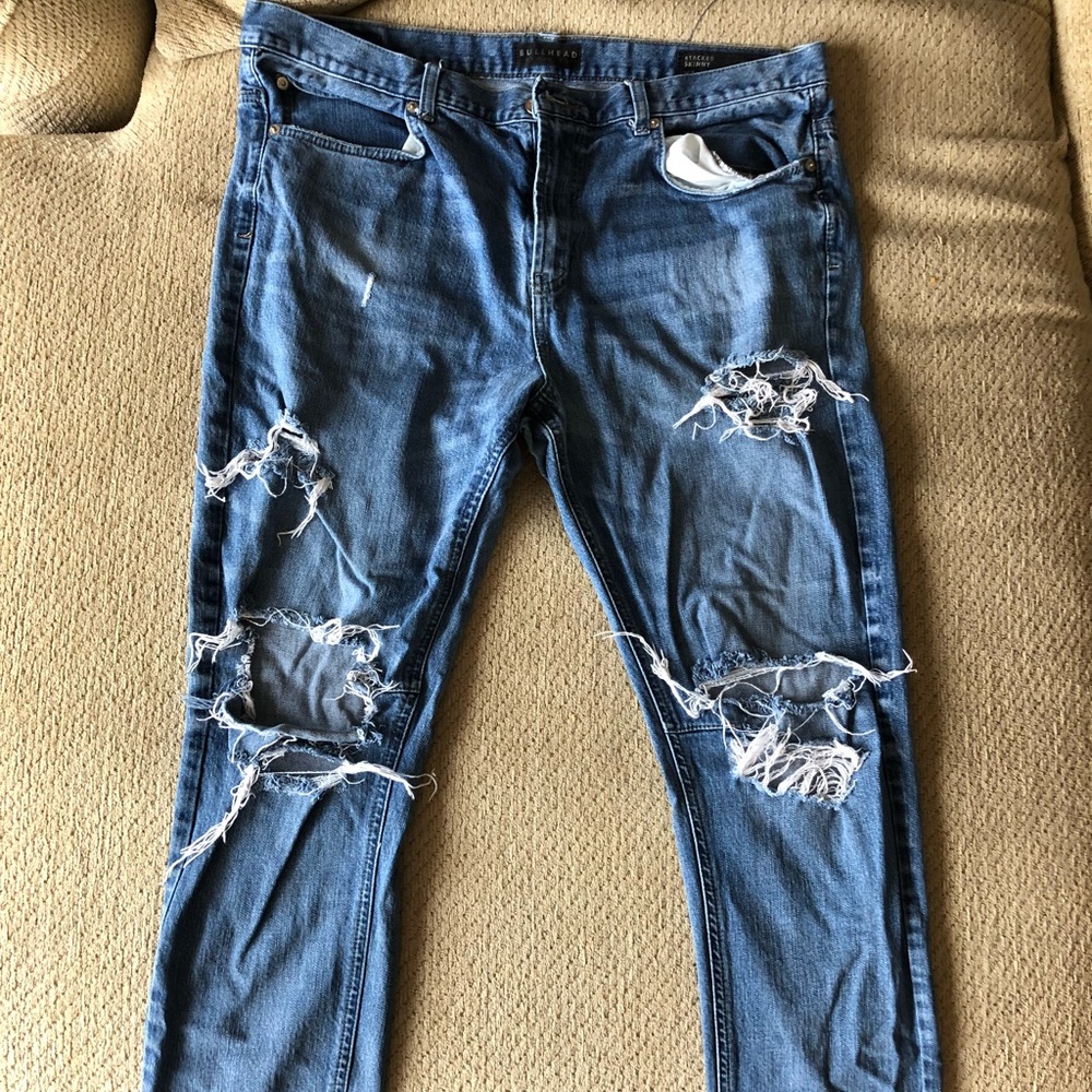 Custom ripped Bullhead skinny jeans